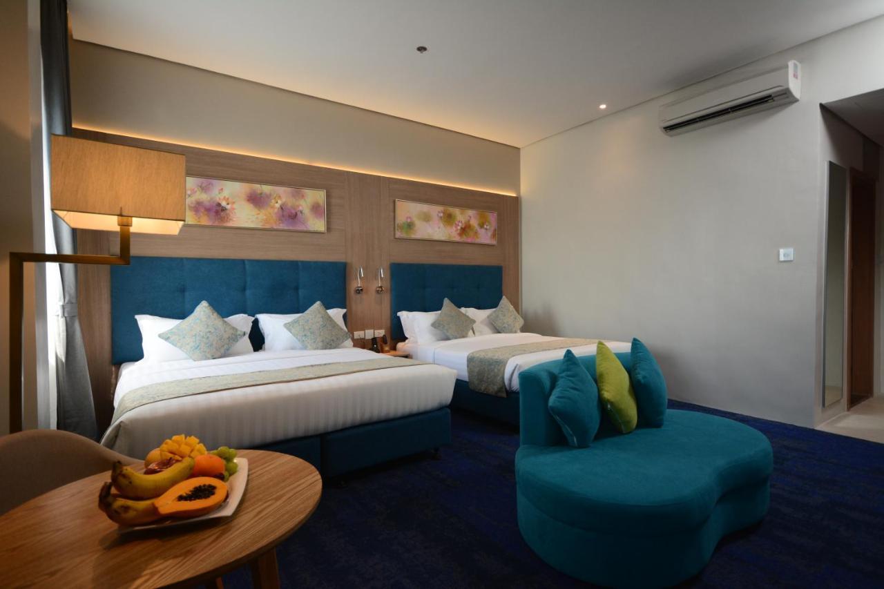 Blue Lotus Hotel Davao Bagian luar foto